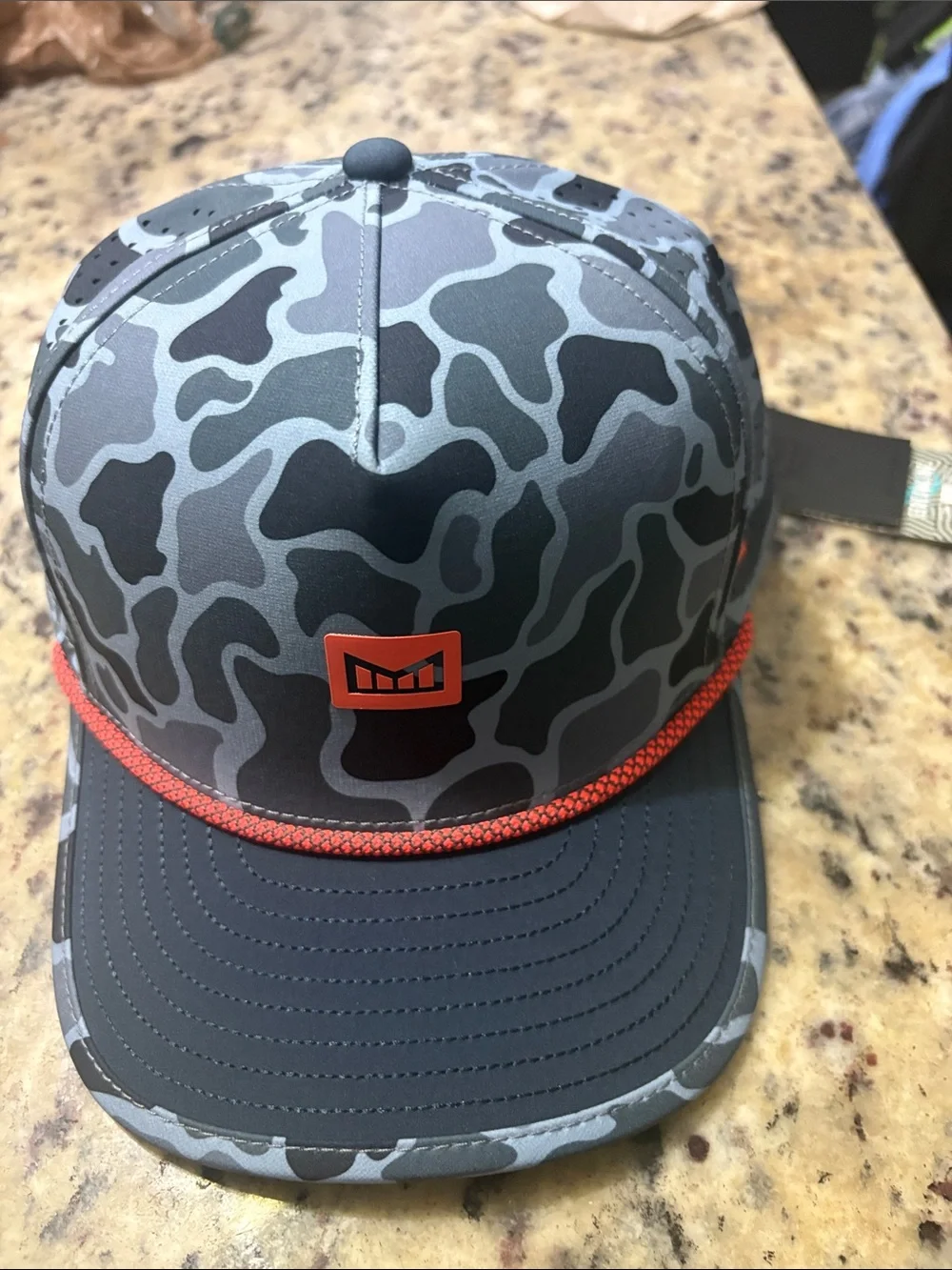 Gray Camo Rope-Trim Snapback Hat - Unbranded